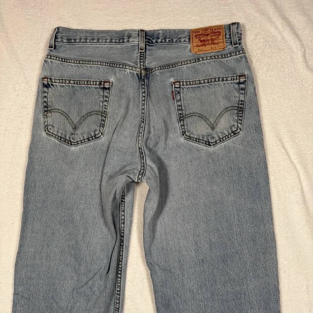 Levis 550 Jeans Mens 36x34(32) Blue Denim Faded Straight Leg Relaxed‎ Cotton
